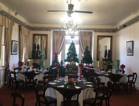 Abbey Of The Roses - Christmas In July - Taree Accommodation 1