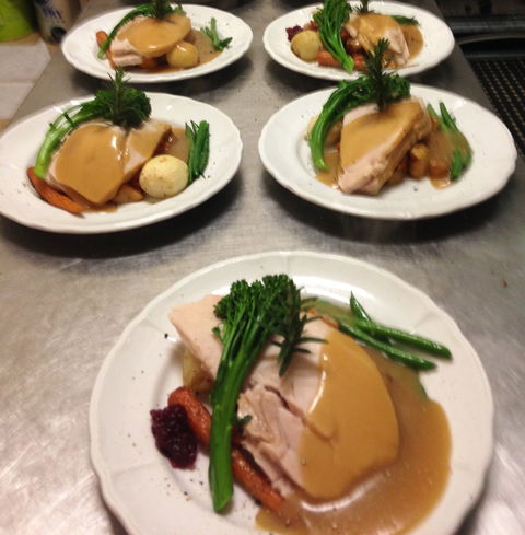 Abbey Of The Roses - Christmas In July - Taree Accommodation 2