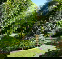 Camelot Garden Stroll - Taree Accommodation