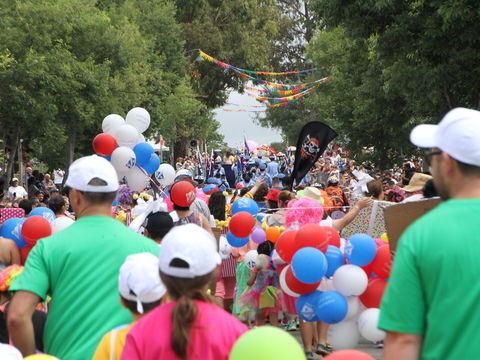 Campbelltown City Festival Of Fisher's Ghost - Taree Accommodation 1