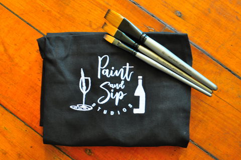 Paint And Sip Experience - Taree Accommodation 2