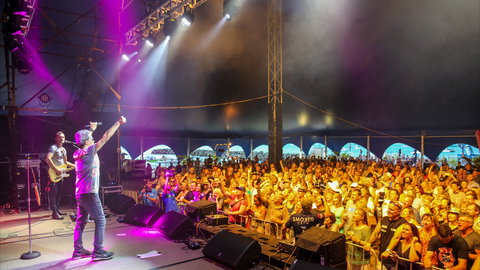 Airlie Beach Festival Of Music - Taree Accommodation 0