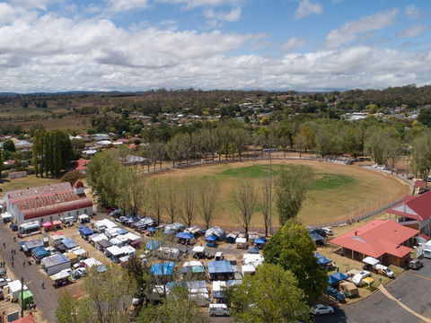 The Minerama Fossicking, Gem And Jewellery Show - Taree Accommodation 0