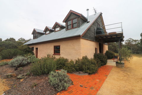 Yarralaw Springs Wines  - Cellar Door Wine Tasting - Taree Accommodation 2