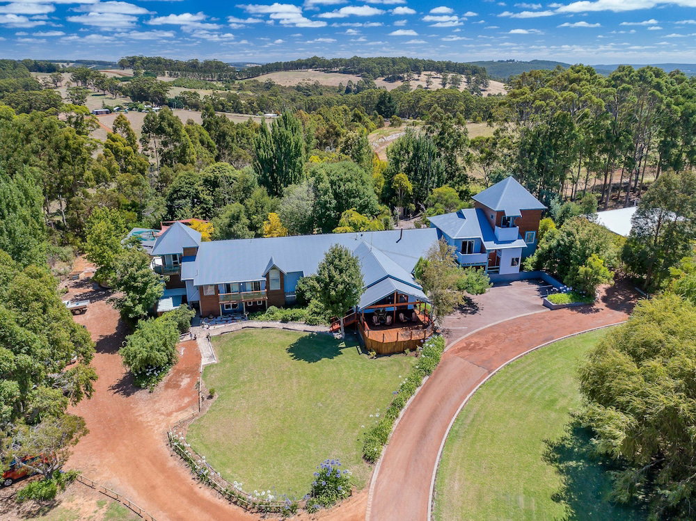 Mount Romance WA Taree Accommodation