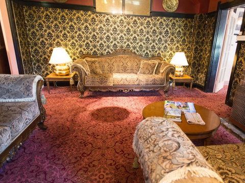 Hotel Blue - Taree Accommodation 1