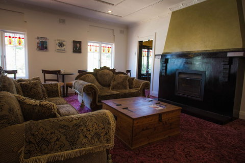 Hotel Blue - Taree Accommodation 0