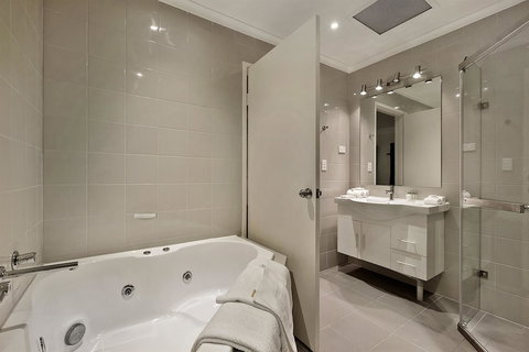 Best Western Plus Buckingham International - Taree Accommodation 4