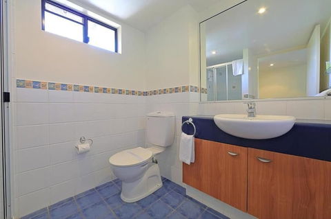 Kacys Bargara Beach Motel - Taree Accommodation 4