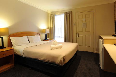 Alexandra Place - Taree Accommodation 4