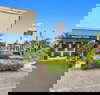 Alexander Motor Inn  Apartments - Taree Accommodation