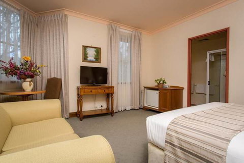 La Maison Boutique - Taree Accommodation 5
