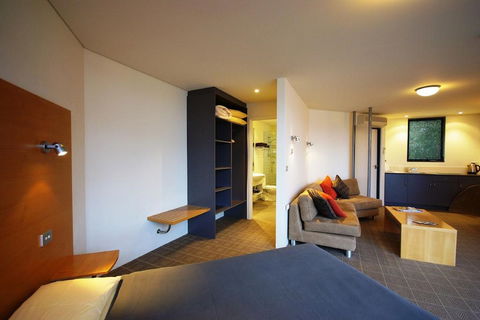 Edge Of The Bay Resort - Taree Accommodation 2