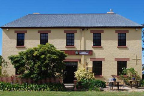 Schouten House - Taree Accommodation 4