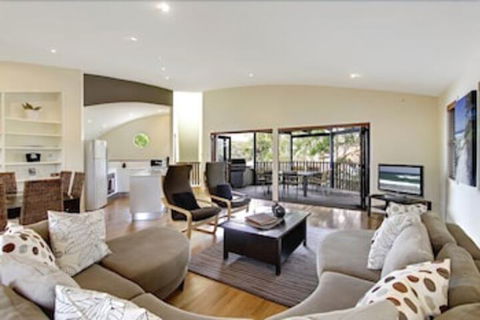 A PERFECT STAY - Beach House At Tallows - Taree Accommodation 0