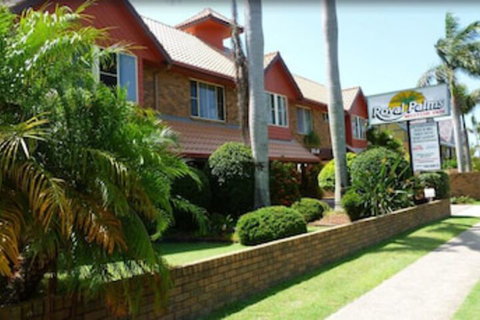 Royal Palms Motor Inn - Taree Accommodation 0