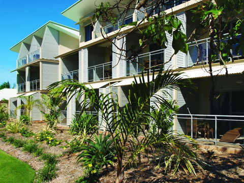 Oaks Broome Hotel - Taree Accommodation 3