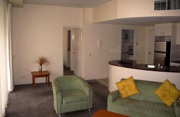 Point Residences - Taree Accommodation 4