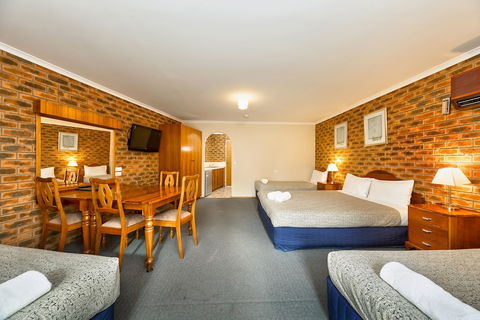 Hume Country Motor Inn - Taree Accommodation 4