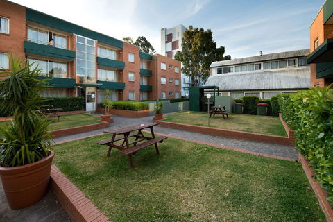 APX Parramatta - Taree Accommodation 2