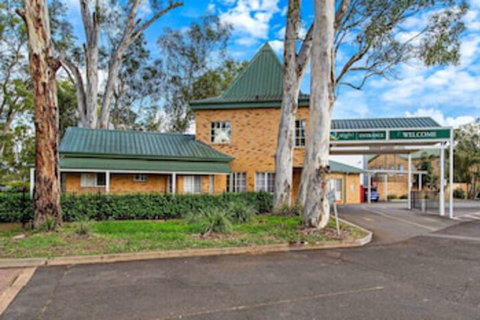 Quality Inn Penrith - Taree Accommodation 0