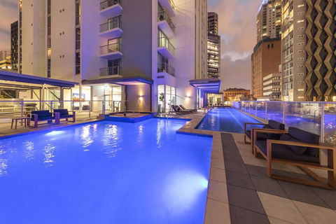 Oaks Brisbane Festival Suites - Taree Accommodation 5