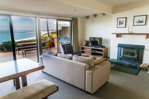 Beacon Point Ocean View Villas - Taree Accommodation 4