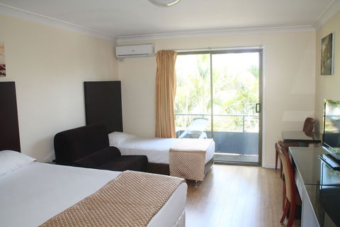 Centenary Motor Inn - Taree Accommodation 6