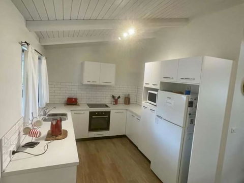 Abbey Beach Shack - Taree Accommodation 6