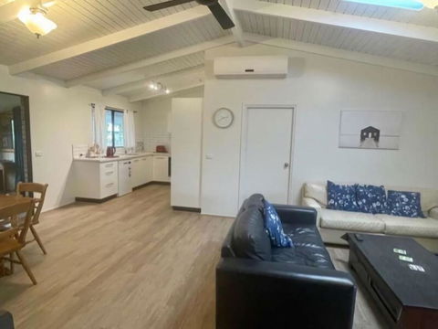 Abbey Beach Shack - Taree Accommodation 4