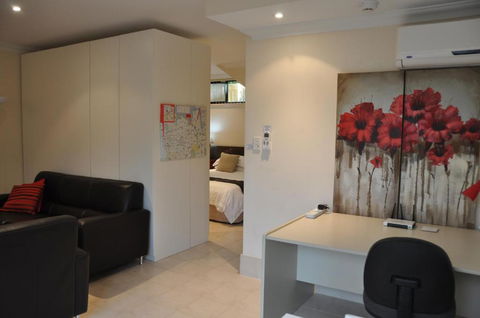 Alfred Cove Short Stay - Taree Accommodation 3