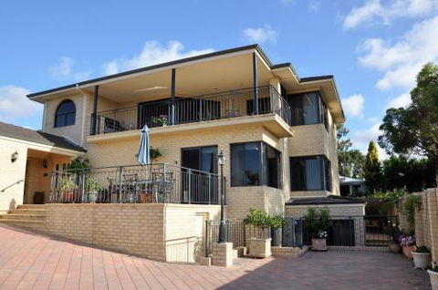 Alfred Cove Short Stay - Taree Accommodation 5