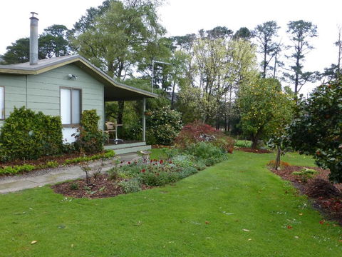 The Little House On The Hill - Taree Accommodation 4