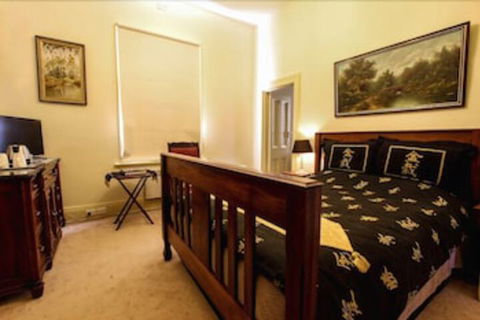 Bairnsdale Bed And Breakfast - Taree Accommodation 7