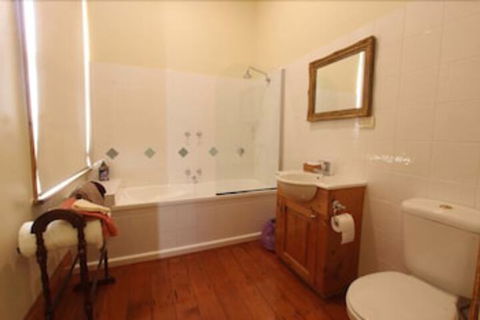Bairnsdale Bed And Breakfast - Taree Accommodation 6