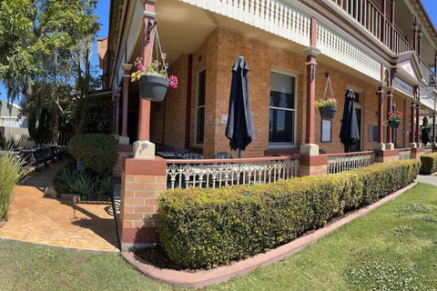 CBC Bed & Breakfast & Cafe - Taree Accommodation 2