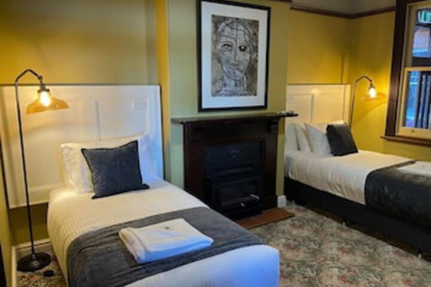 CBC Bed & Breakfast & Cafe - Taree Accommodation 0