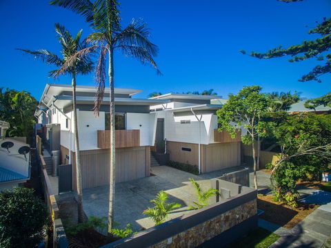 A PERFECT STAY - KoKo's Beach Houses 1 And 2 - Taree Accommodation 3