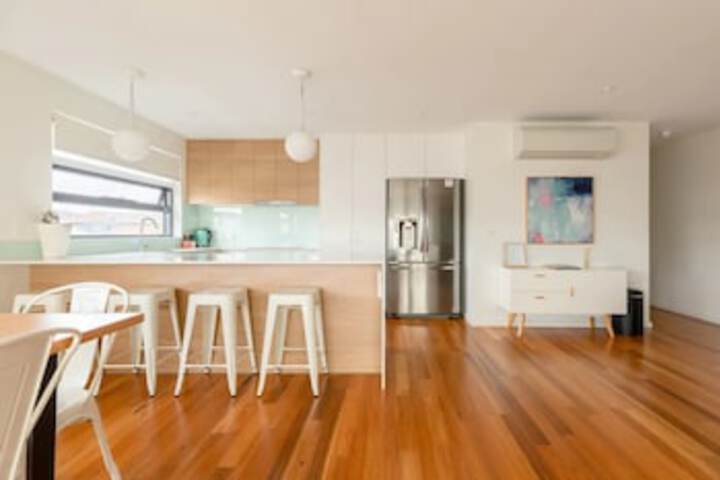 Bellerive TAS Taree Accommodation