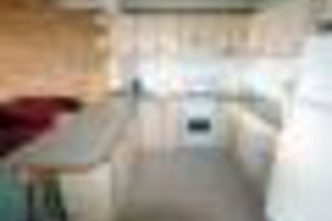 Twin Seasons 2 Private Holiday Apartment - Taree Accommodation 3