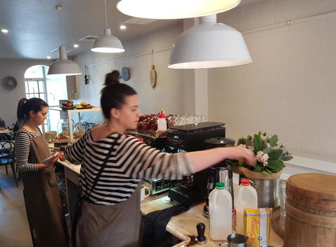 Fig Cafe & Accommodation - Taree Accommodation 3
