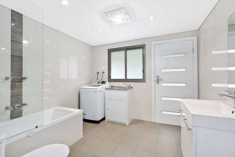 Oakland Cottage - Taree Accommodation 3