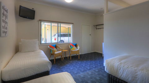Corryong Hotel Motel - Taree Accommodation 4