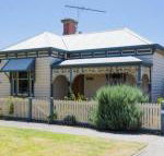 Abaleen House - Taree Accommodation