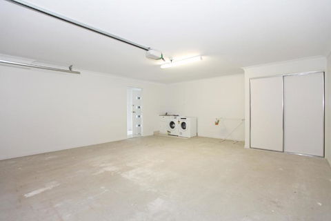 Beach Breeze Holiday House - Taree Accommodation 3