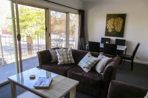 Angaston Mews Apartments - Taree Accommodation 6