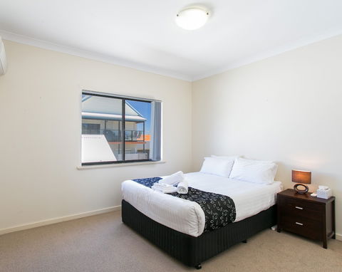 Beach Rd Villas By Rockingham Apartments - Taree Accommodation 5