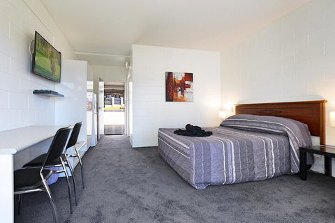 Aaron Motel - Taree Accommodation 3