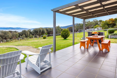 Manfield Seaside Bruny Island - Taree Accommodation 4