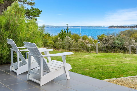 Manfield Seaside Bruny Island - Taree Accommodation 6